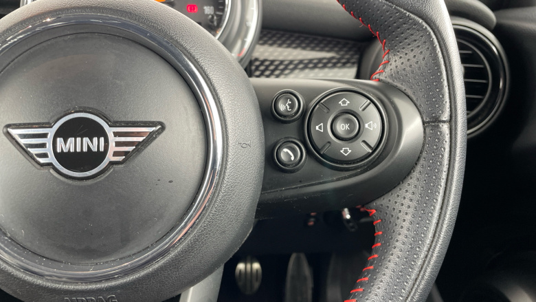 MINI Hatchback 2.0 Cooper S Sport II 3dr Petrol Hatchback